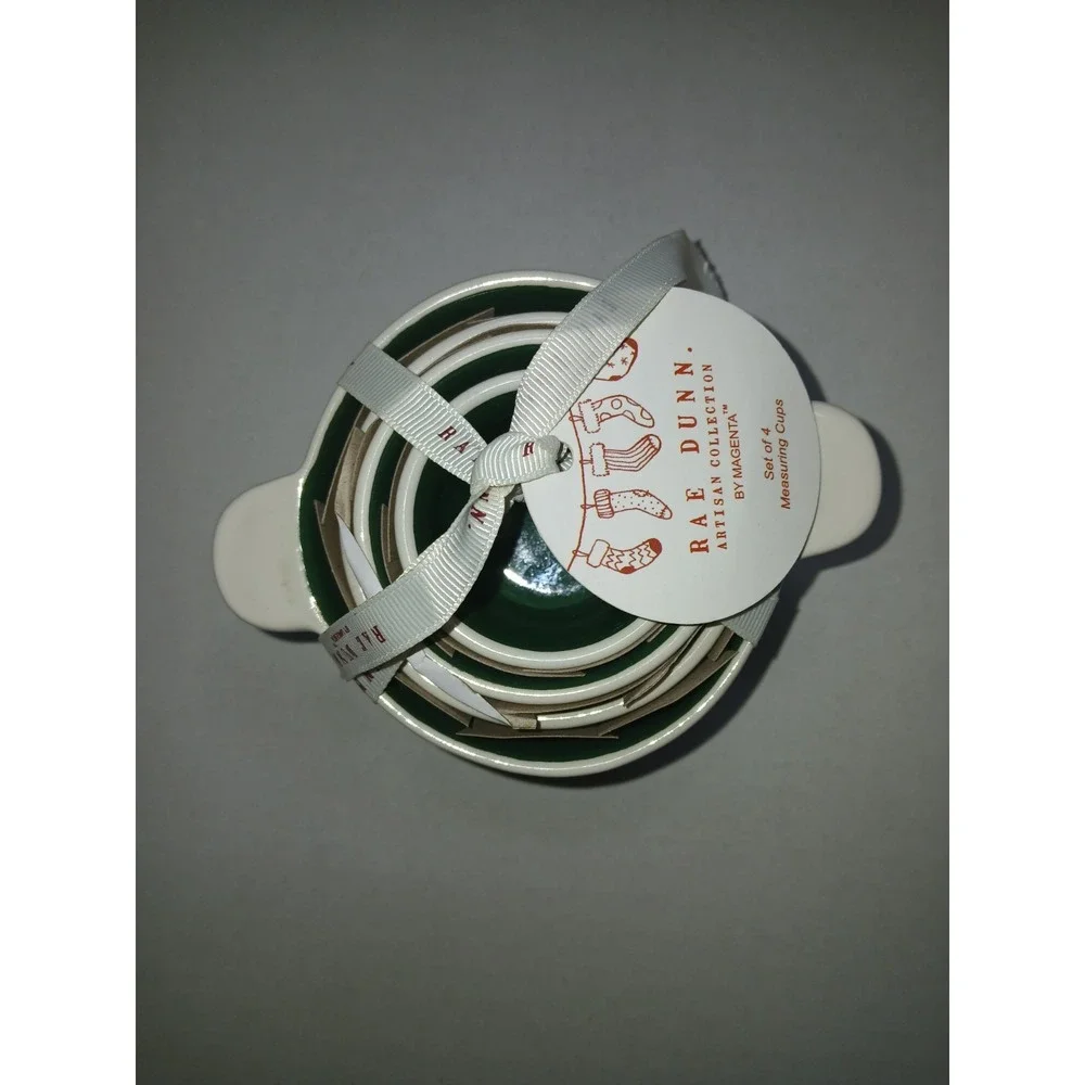 Rae Dunn Christmas Pine Tree Measuring Cups‎ (NWT)